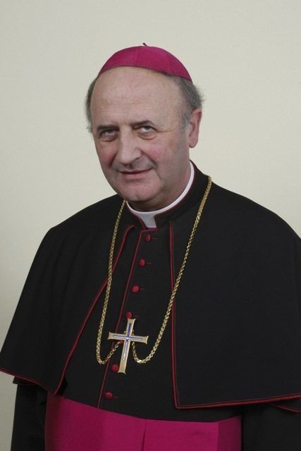 Slavnostní uvedení nového pražského arcibiskupa do úřadu